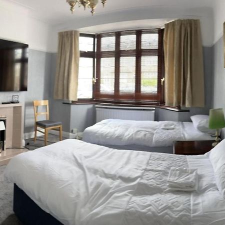 Amazing And Romantic O2 Arena 4 Bedrooms House Free Parking 런던 외부 사진