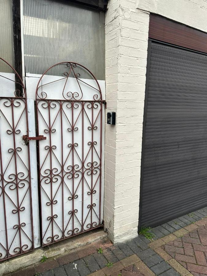 Amazing And Romantic O2 Arena 4 Bedrooms House Free Parking 런던 외부 사진
